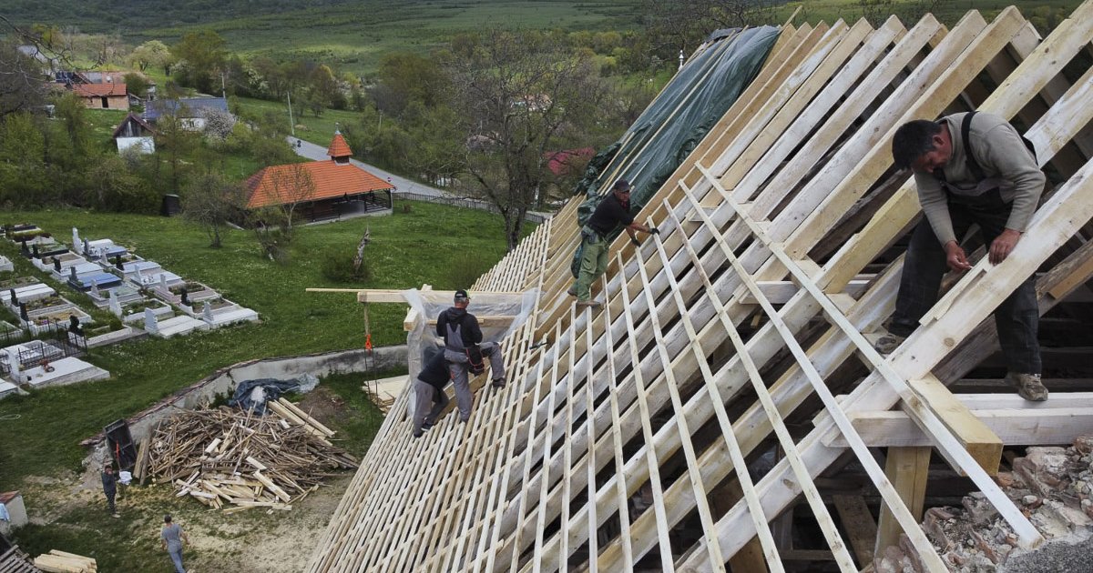 Elkezdték a küsmödi református templom felújítását