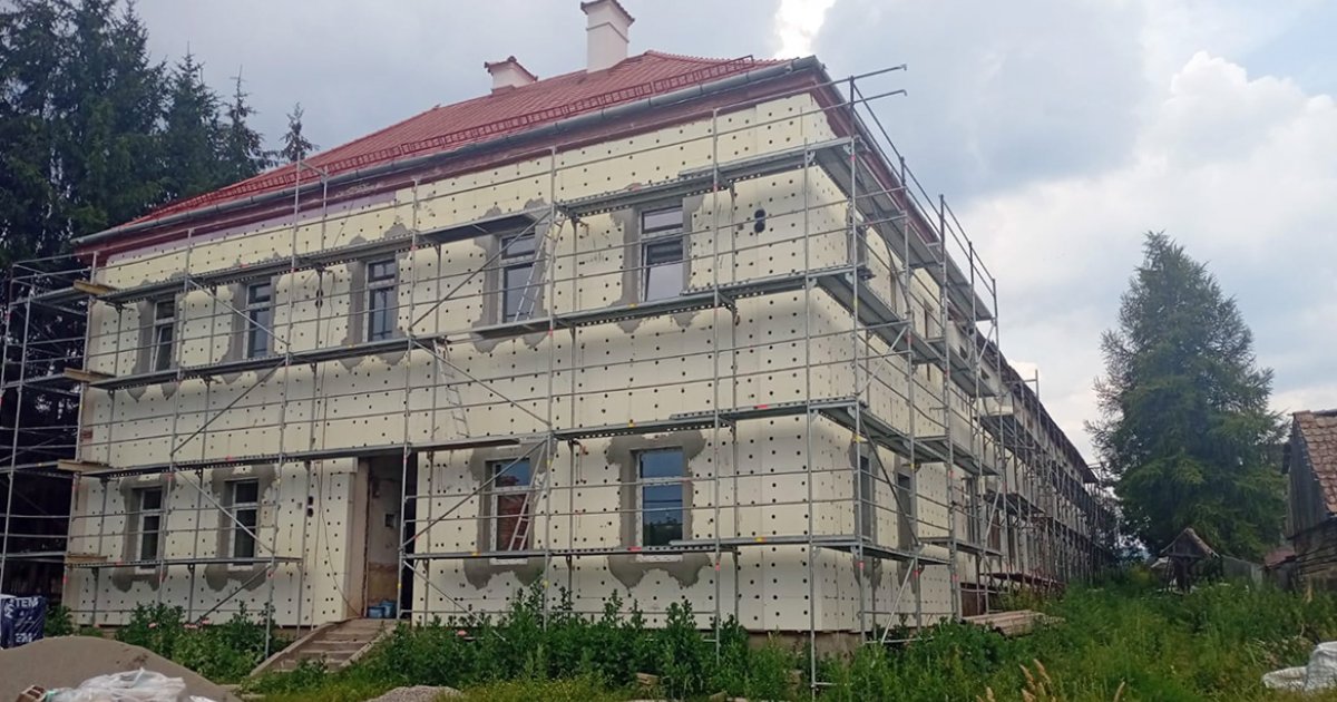 Finanszírozás hiányában áll a munka