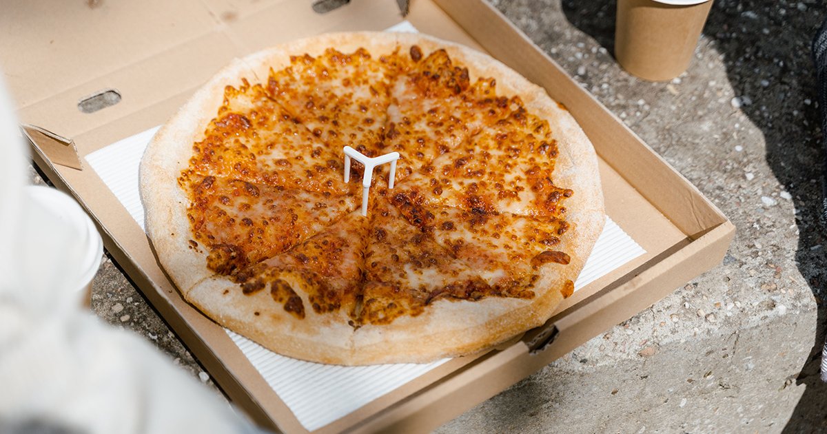 Ezért van „kisasztal” a pizzásdobozban