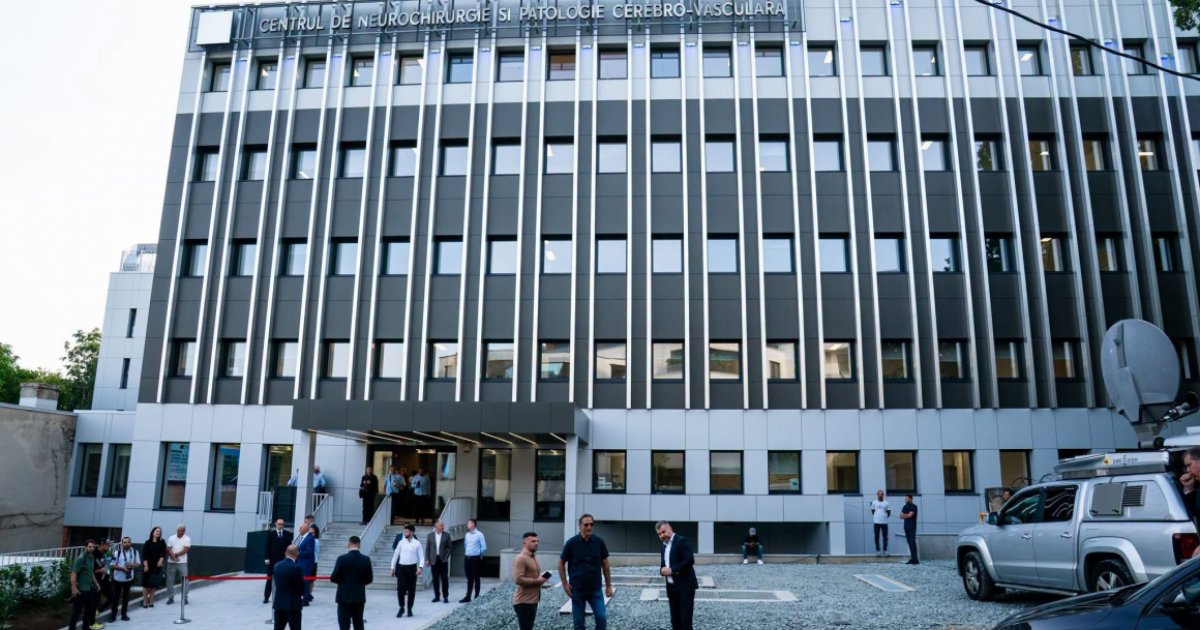 Átadták a kolozsvári idegsebészeti központot