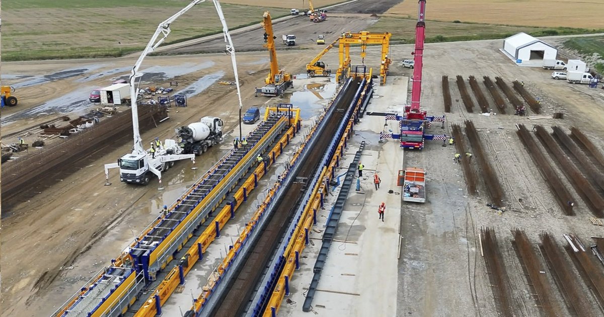 Szűk 1500 kilométer elkészült, de sok a pótolnivaló