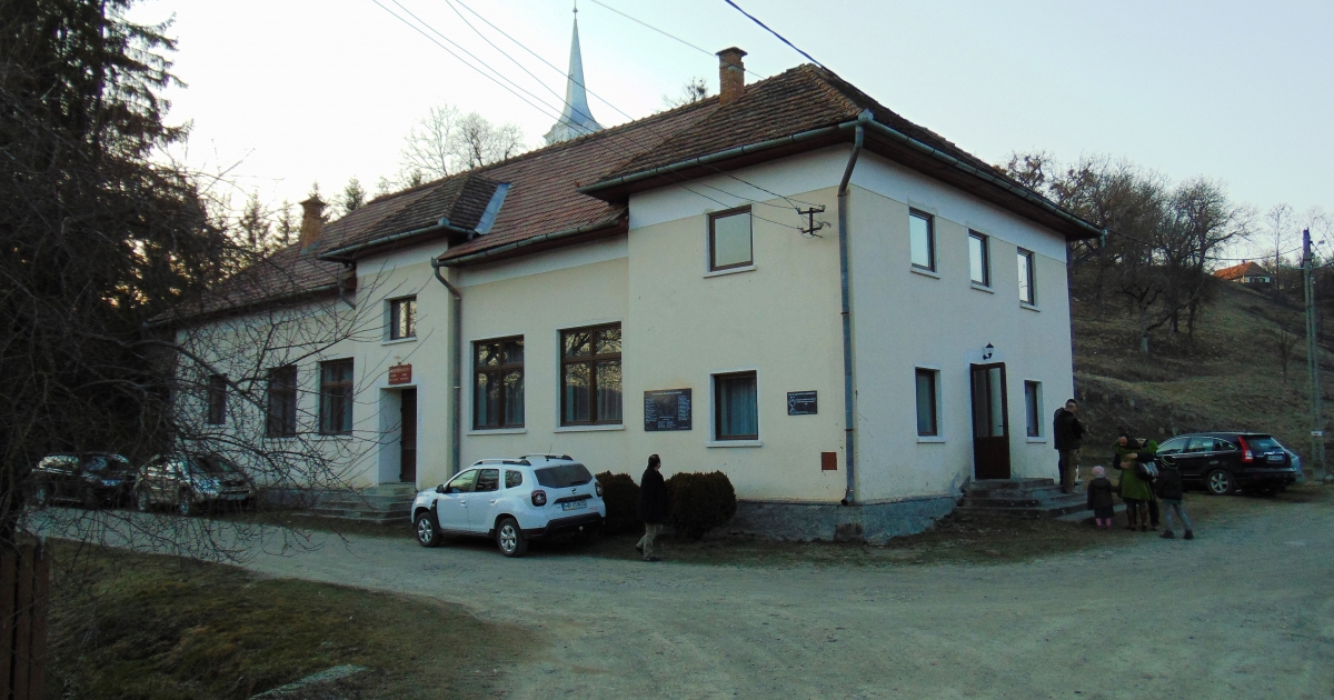 FRISSÍTVE! - Énlakán összejött! Könyvbemutató és koncert: önmagunkhoz vezető ösvények