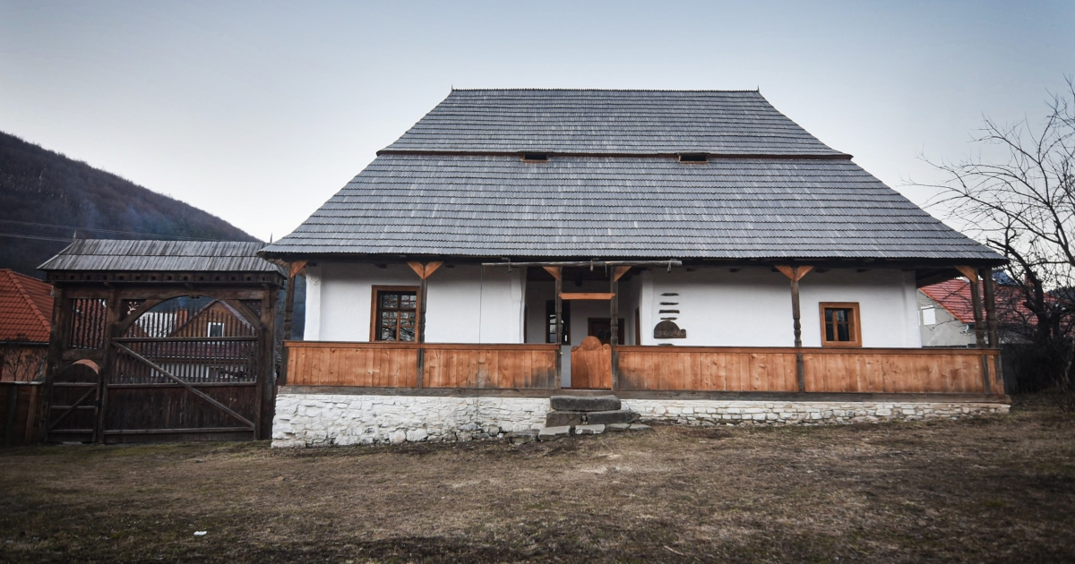 A csíkmenasági Adorján-ház