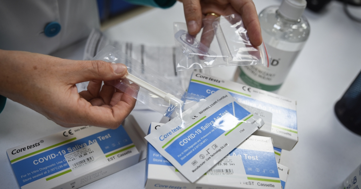 Megérkeztek a gyorstesztek, kedden vagy szerdán kezdik a diákok tesztelését