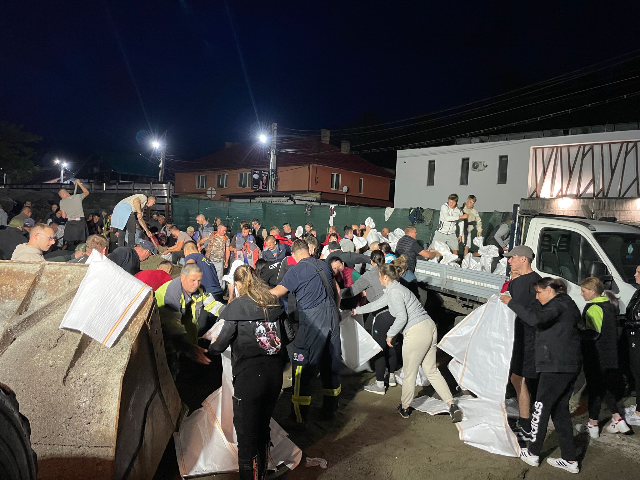 Fokozatosan omlik be a bánya – VIDEÓVAL Fokozatosan omlik be a bánya – VIDEÓVAL