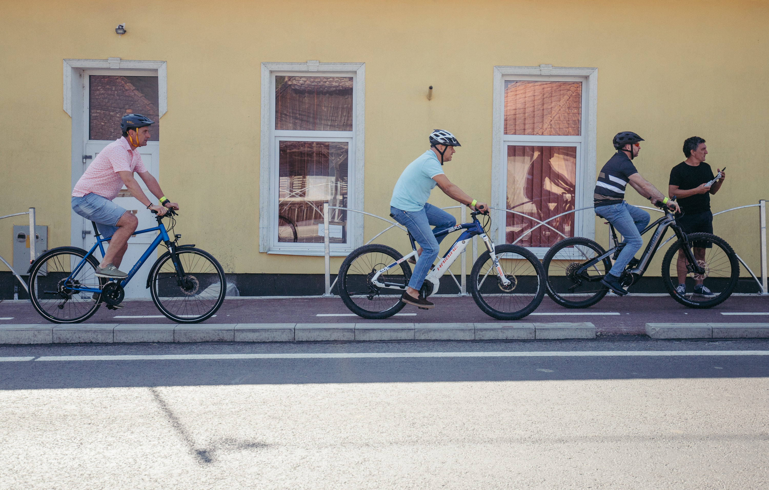 Elkészült Hargita megye legmodernebb útszakasza Elkészült Hargita megye legmodernebb útszakasza