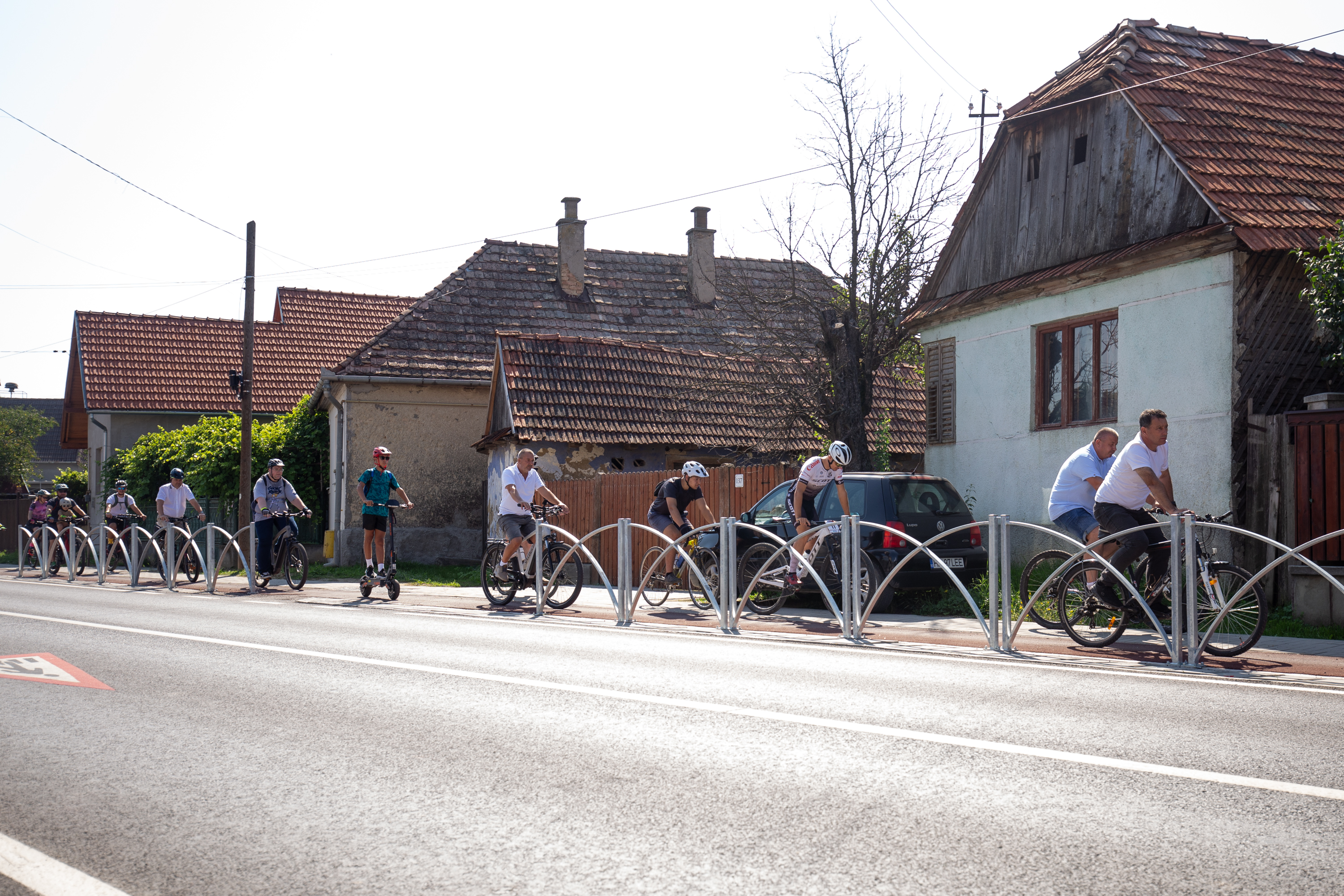 Elkészült Hargita megye legmodernebb útszakasza Elkészült Hargita megye legmodernebb útszakasza