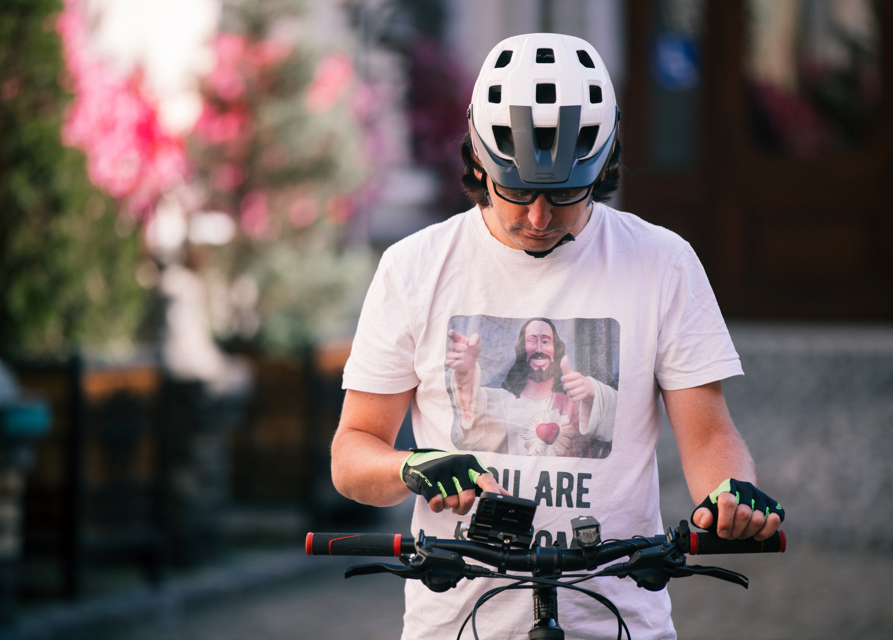 Elkészült Hargita megye legmodernebb útszakasza Elkészült Hargita megye legmodernebb útszakasza