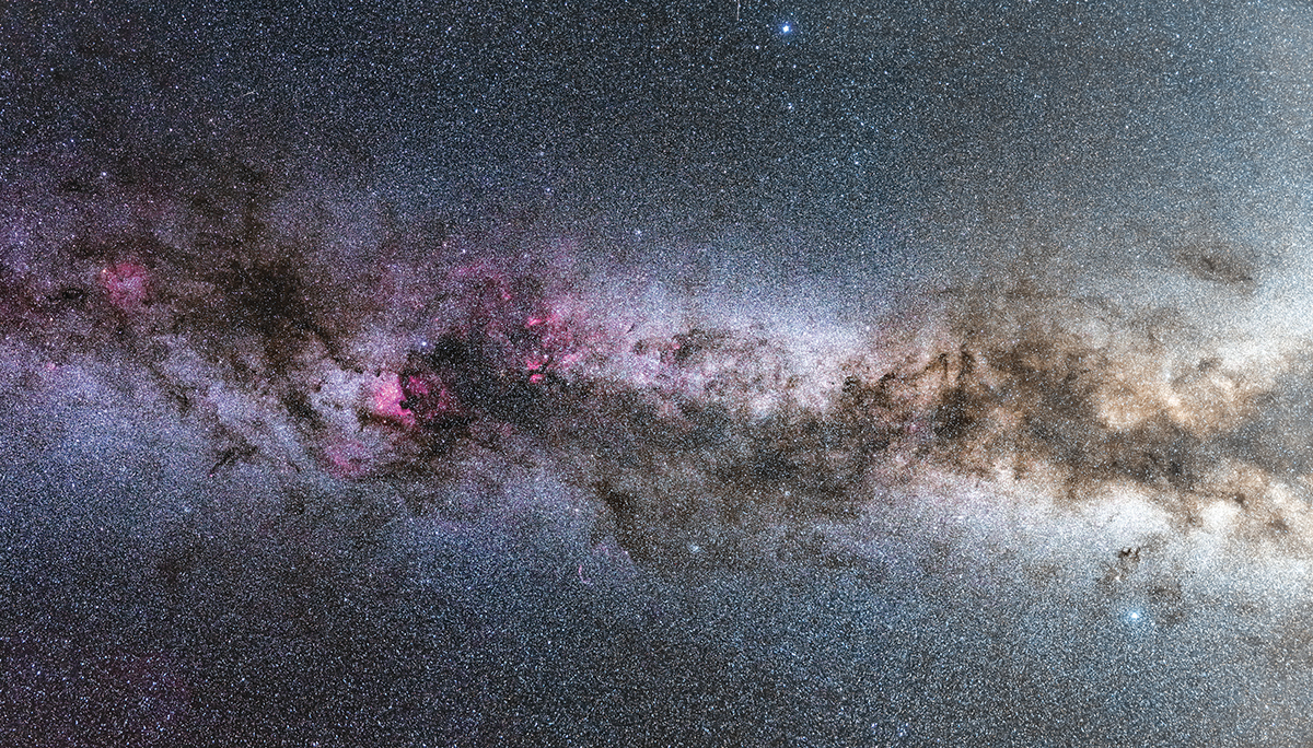 Dr. Munzlinger Attila: nagyon sok izgalmas és szép dolog történik odafent Dr. Munzlinger Attila: nagyon sok izgalmas és szép dolog történik odafent