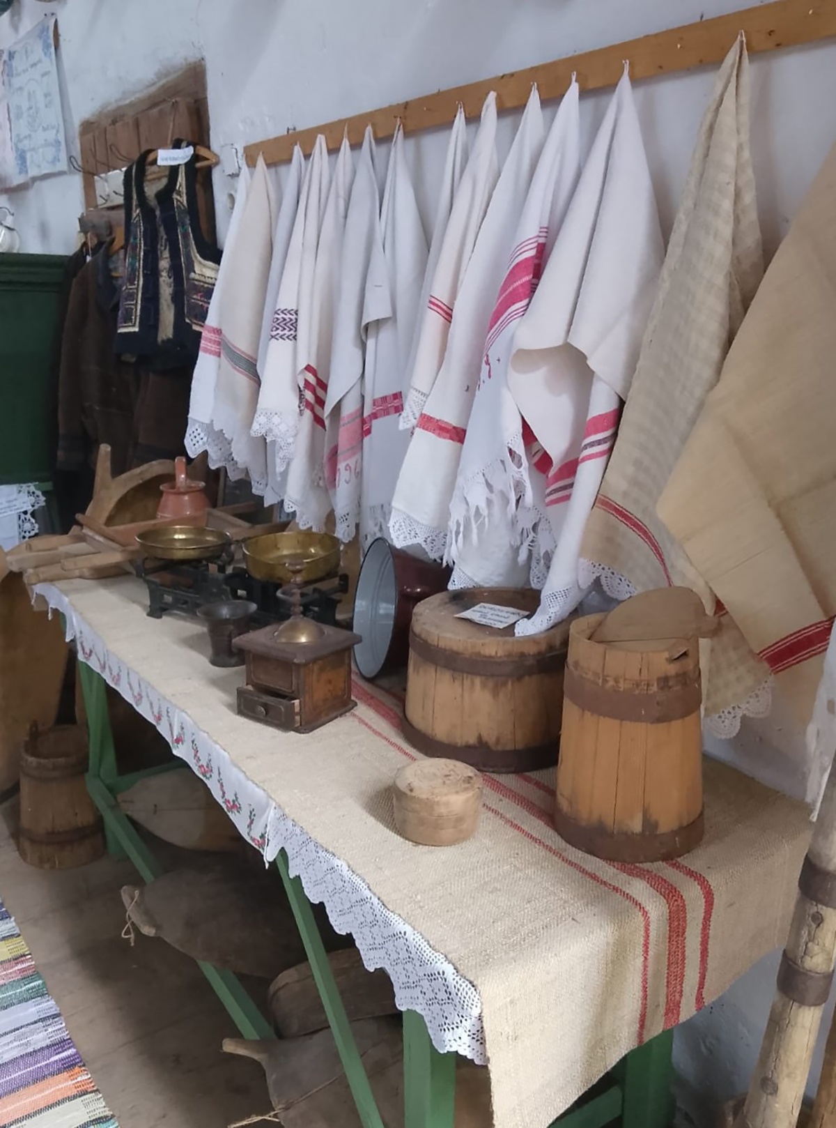 Százéves mindennapok emlékei