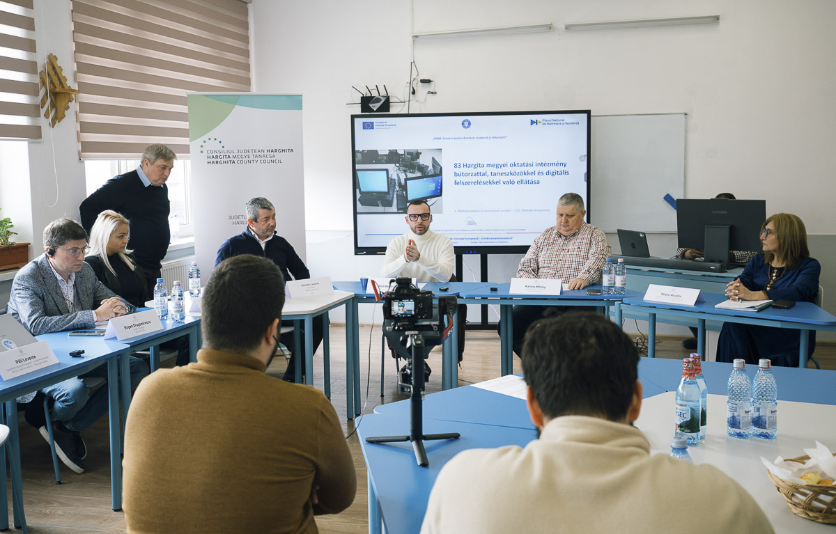 Iskolafejlesztési nagyüzem: beruházás a jövőnkbe