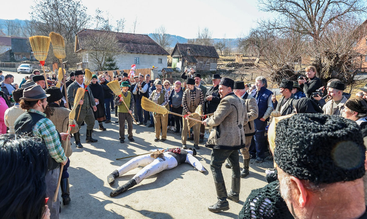 Ilyés halálával ér véget a mulatozás
