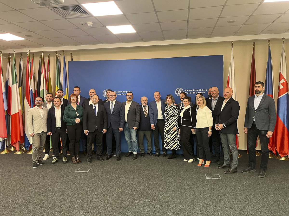 Aláírták a finanszírozási szerződést