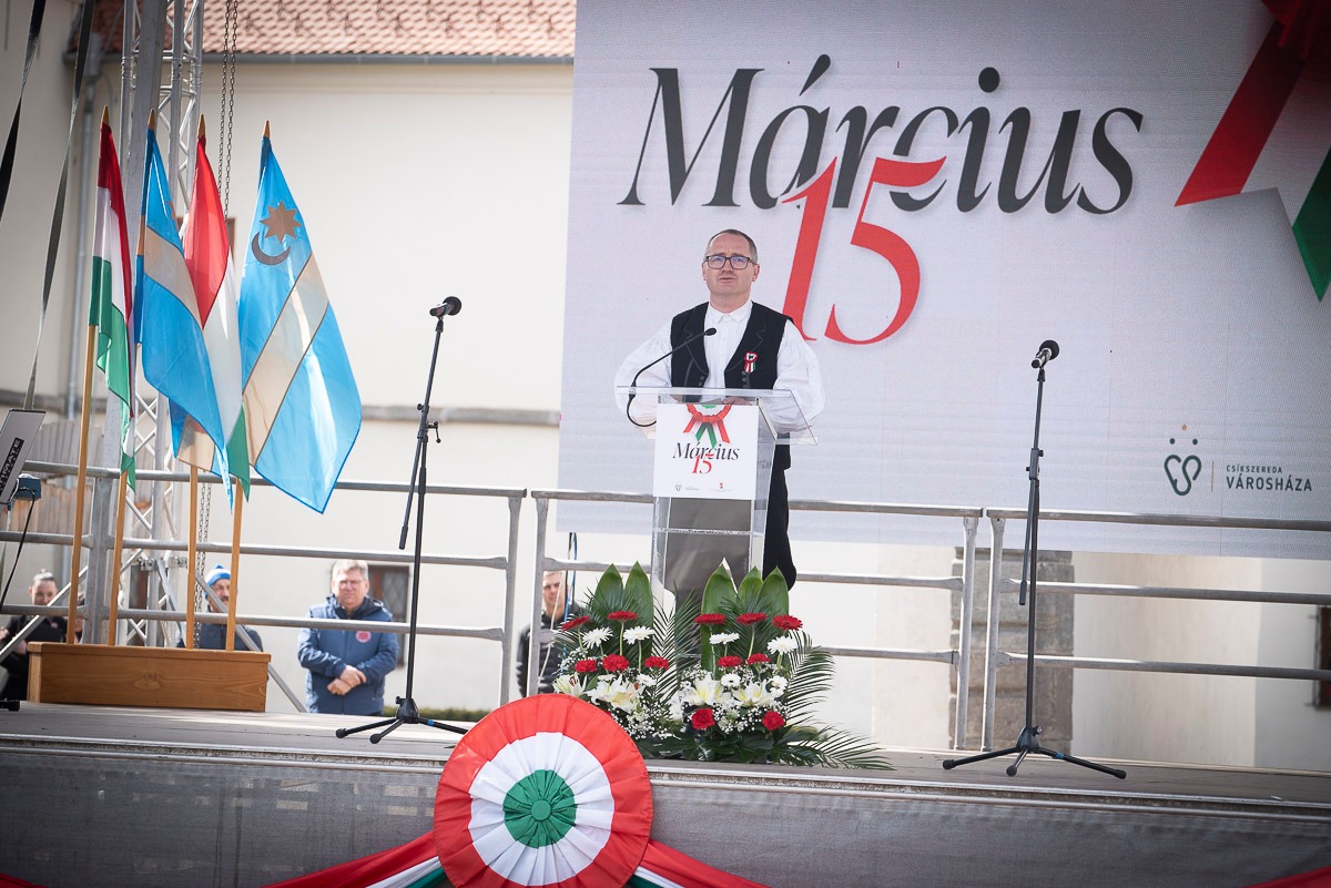 Korodi Attila: A jövő mindig azoké, akik felelősséget vállalnak érte Korodi Attila: A jövő mindig azoké, akik felelősséget vállalnak érte