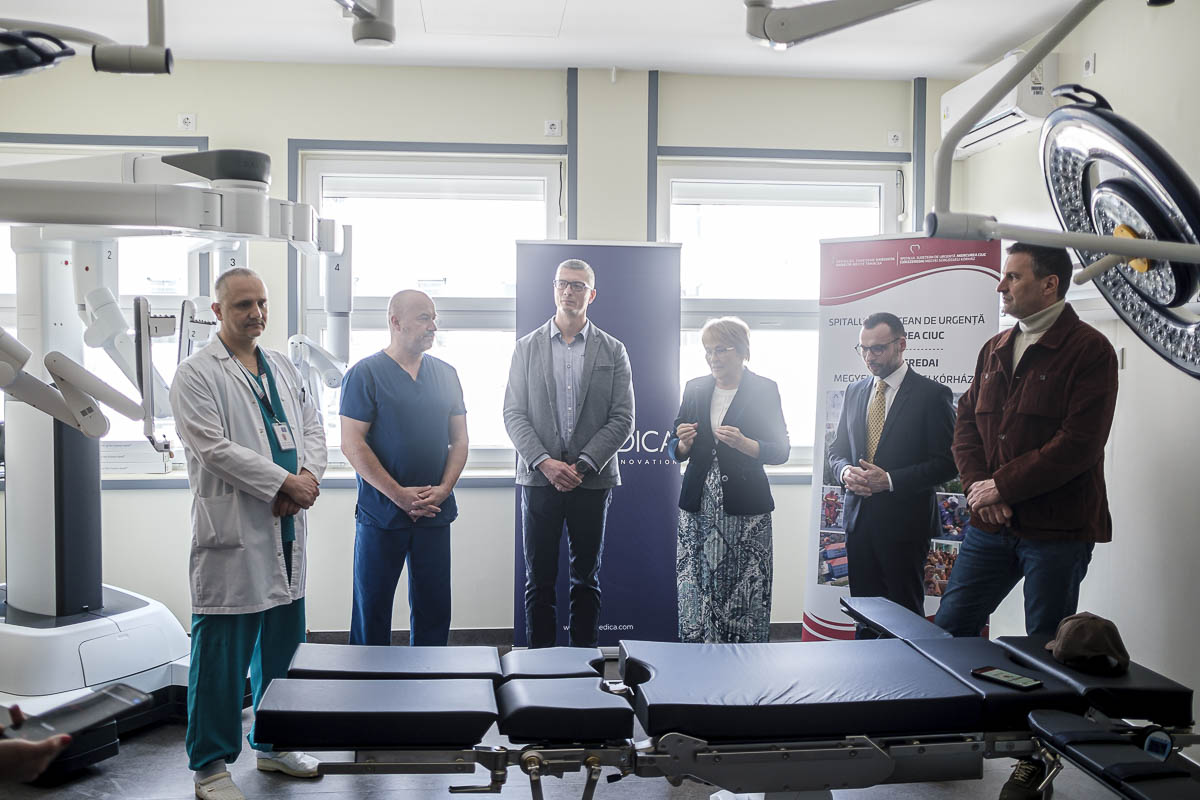 Robotsebészeti eszközzel bővült a csíkszeredai kórház eszközparkja