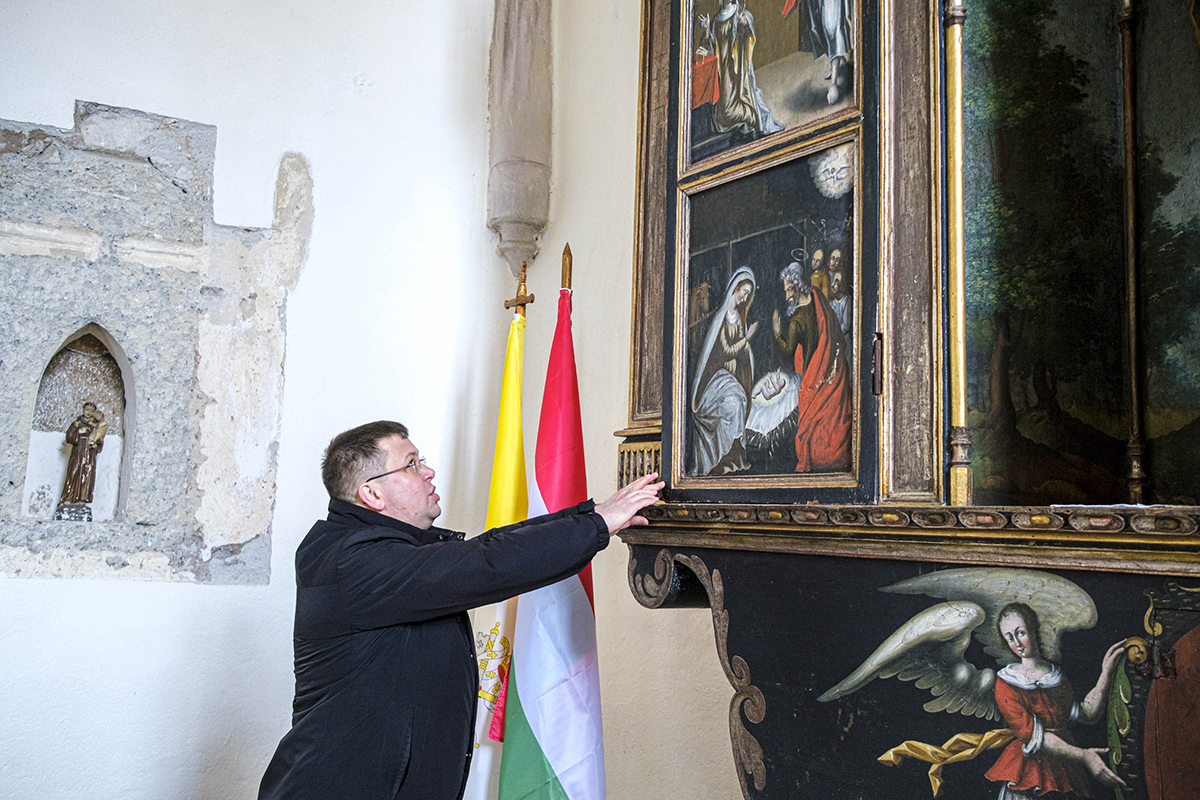 Ritka szárnyas oltár, számos megválaszolatlan kérdés