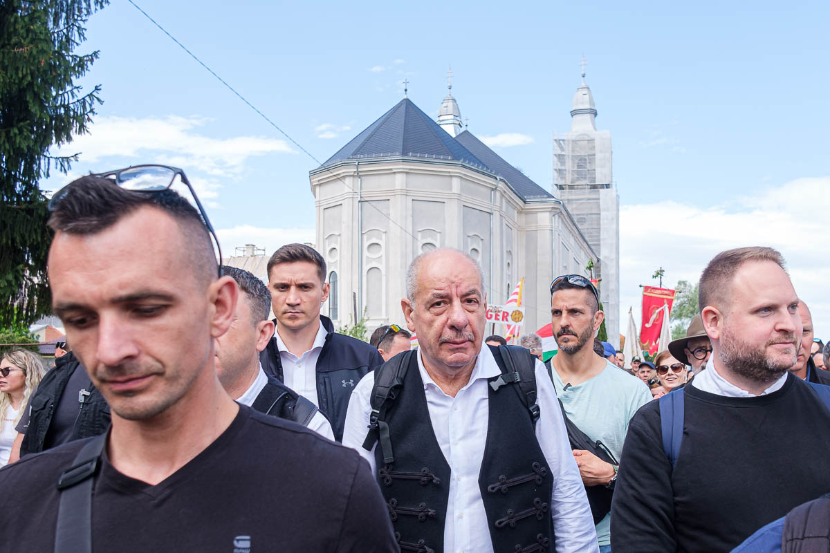 Sulyok Tamás Csíksomlyón: akik itt vannak, azok egy akaraton vannak