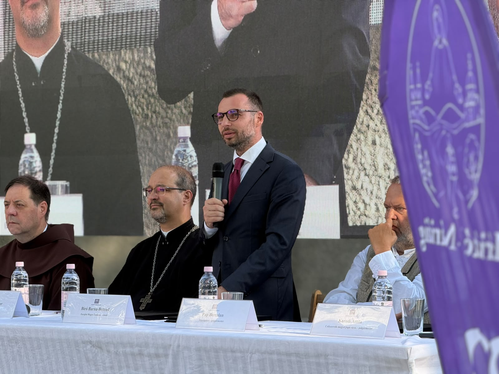 Emberi kapcsolatokból épült zarándokút köti össze Máriapócsot és Csíksomlyót