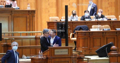 Összetűzés miatt felfüggesztették a képviselőház hétfői ülését