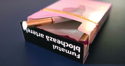 Tilos lesz a közterületeken való dohányzás a 18 éven aluliaknak
