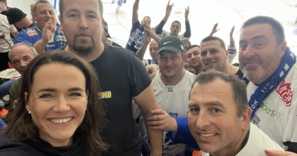 A Sportklub szurkolóival együtt biztatta a csapatot Novák Katalin köztársasági elnök Brassóban