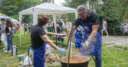 Élettel és illattal telt meg a városközpont