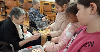 Mamasüti szakácskönyv és sütemény született