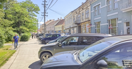 Pénteken festik a parkolókat Gyergyószentmiklóson