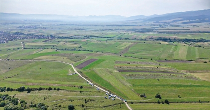 Még ellenőriz az APIA