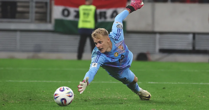 Ki húzza le a rólót?