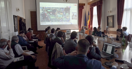 Lemondtak a régiről, két újat mérlegelnek