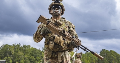 Több száz amerikai katona távozik az országból, ezren még maradnak