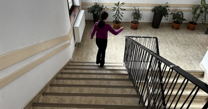 Új bútorzatra várnak az iskolában