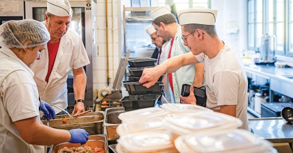 Nemcsak a népesség fogy, a munkás is egyre kevesebb