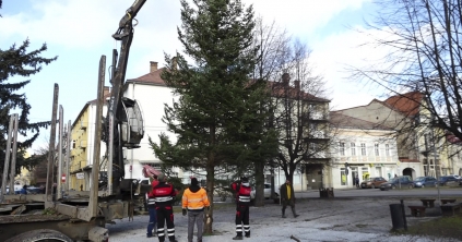 Adventre készül a város