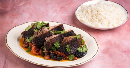 Báránylapocka aszalt szilvával és aszalt barackkal