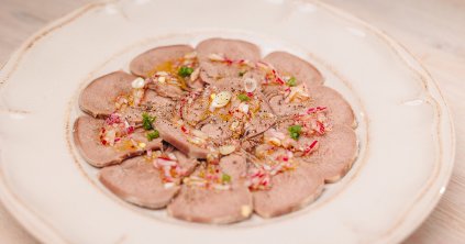 Marhanyelv-carpacció