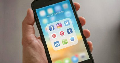 Jól keresnek a közösségi oldalak a csalók hirdetéseiből