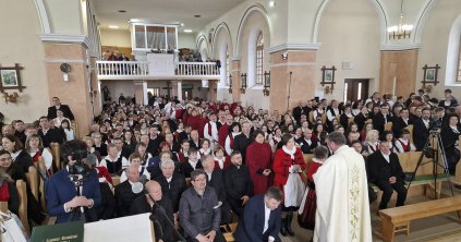 Megénekelhető az újrakezdés csodája