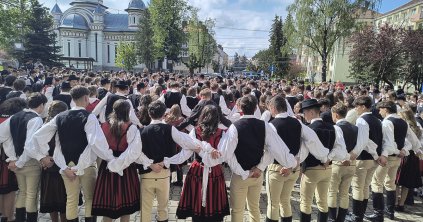 Kapocs múlt és jövő között