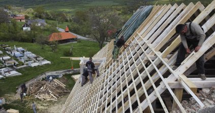 Elkezdték a küsmödi református templom felújítását