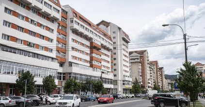 Újra nekifognak a Kossuth utcai tömbházsor hőszigetelésének