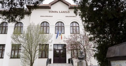 Petíciót indítanak a tompás szülők