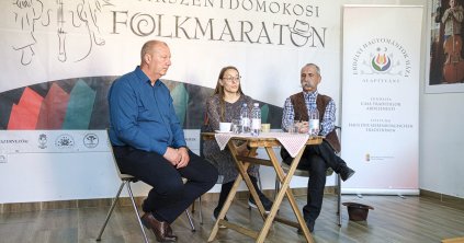 Egész napos néptáncmaraton, élő hagyományőrzés
