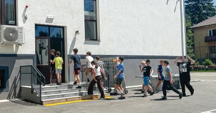 Megoldás még nincs, csak megoldások vannak