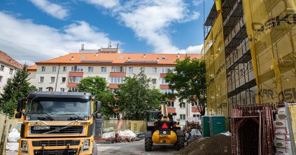 Készülnek a tömbházak átadására a Lendület sétányon