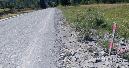 Aszfalt Gyergyóditró és Gyergyótölgyes között