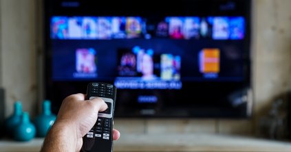Azért a tévé az úr…