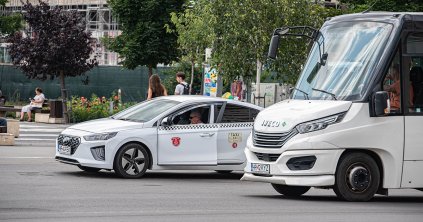 Csökkent a taxisok forgalma a sűrűbb buszjáratok miatt