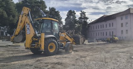 Késéssel, de elkezdődött a kivitelezés